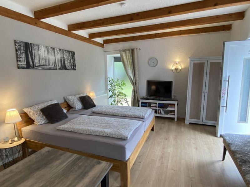 Grosses Doppelzimmer Mit Eigenem Bad Und Kuehlschrank, Frisch Saniert Friedrichskoog Exterior foto